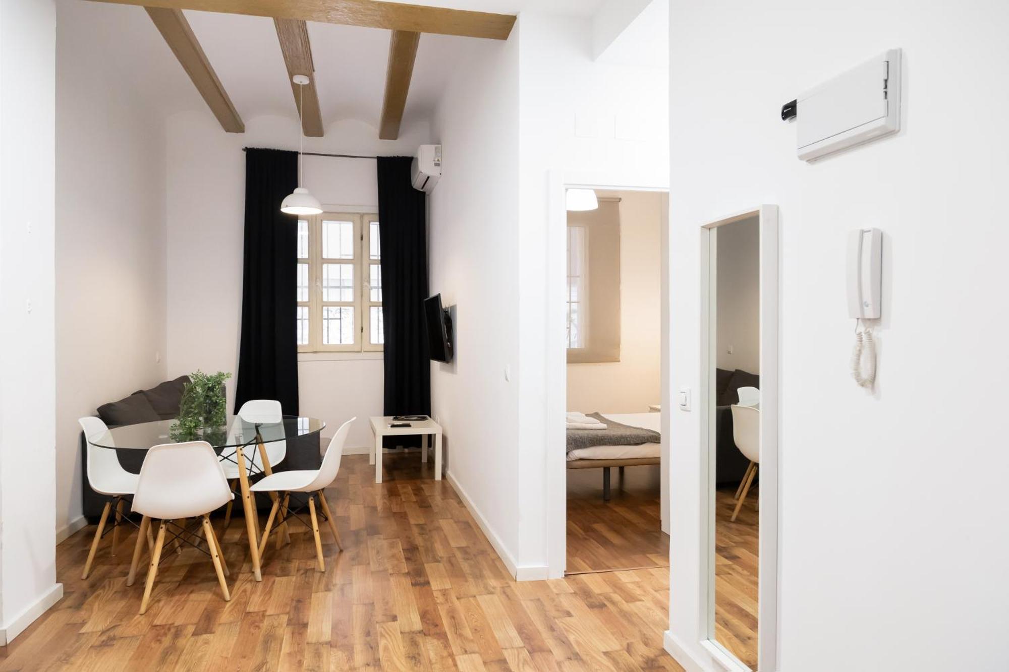 Down Town Apartment Valencia Luaran gambar
